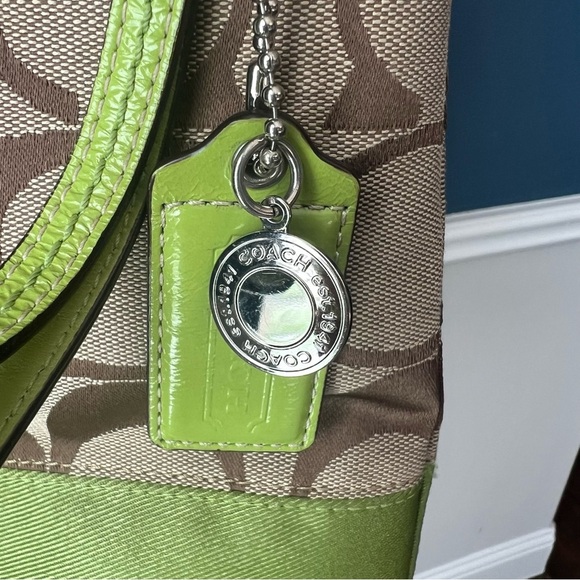 Coach Tan and Green Signature Shoulder Bag - Picture 2 of 10